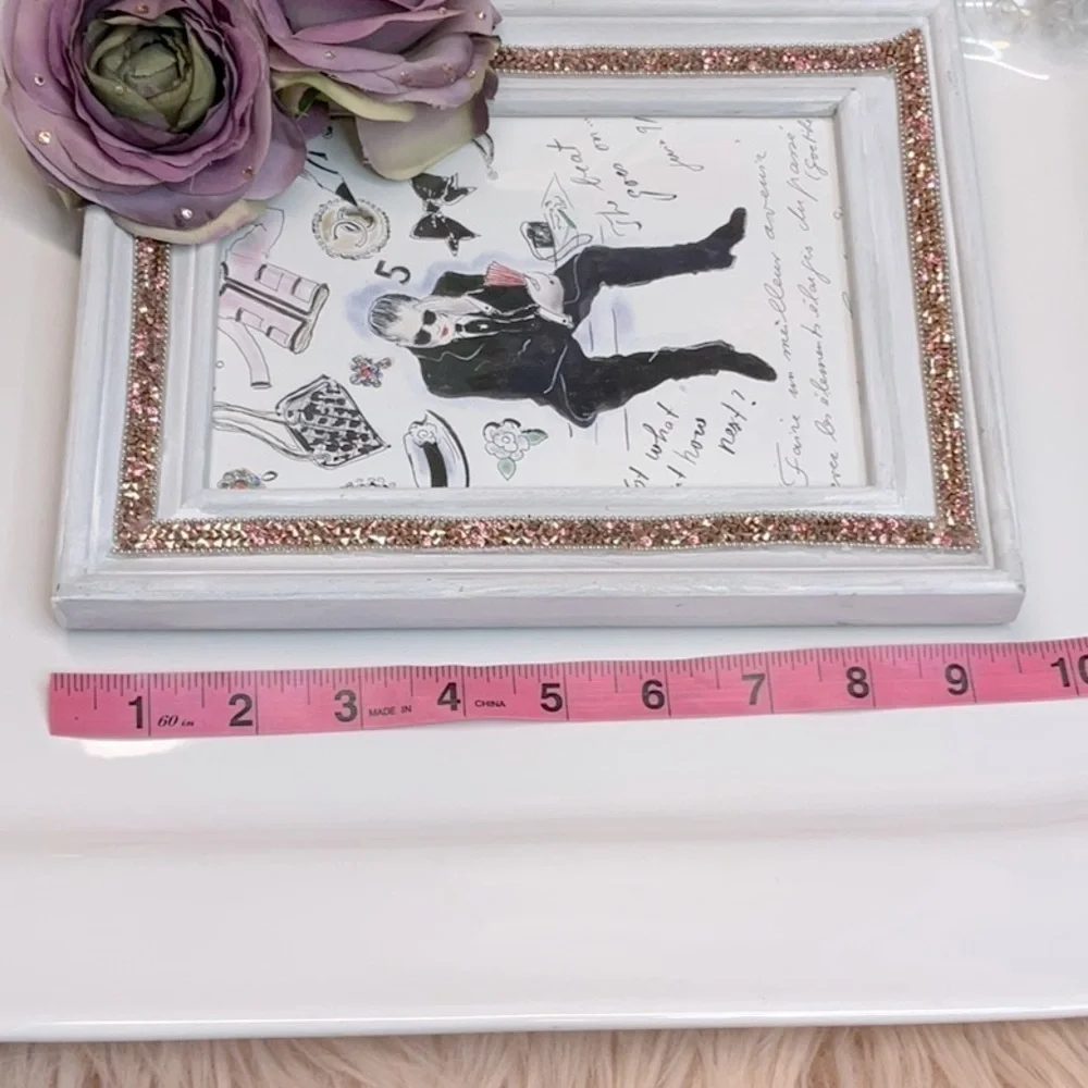 Designer Inspired Picture Frame✨ - Picture 4 of 4